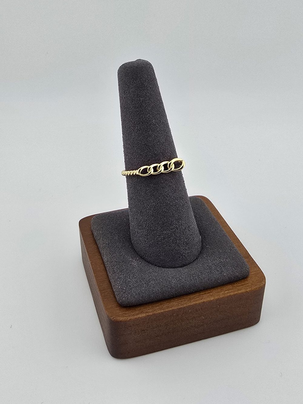 Gold Chain Link Ring - Image 13