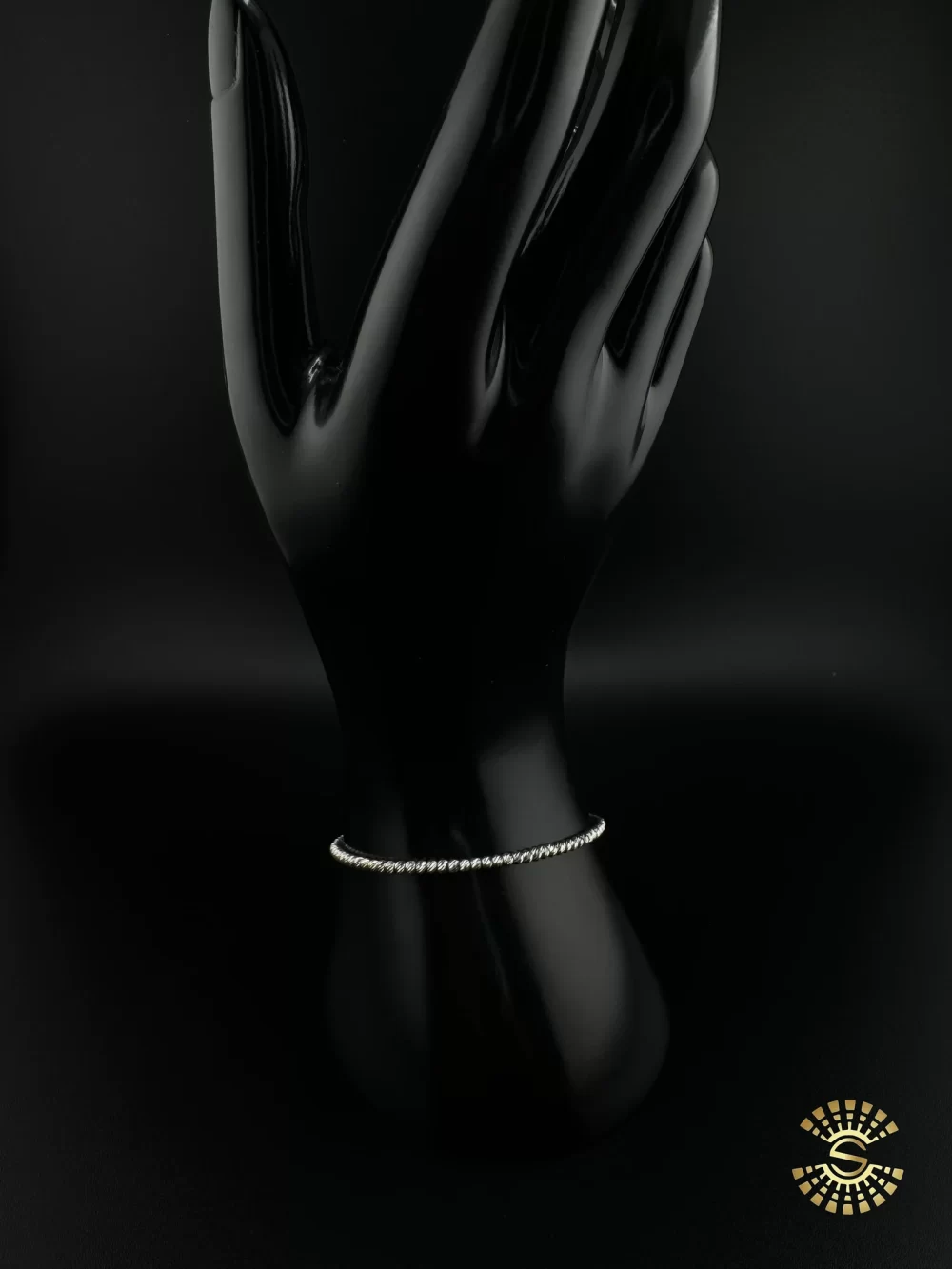 Gold Chain Link Ring - Image 7