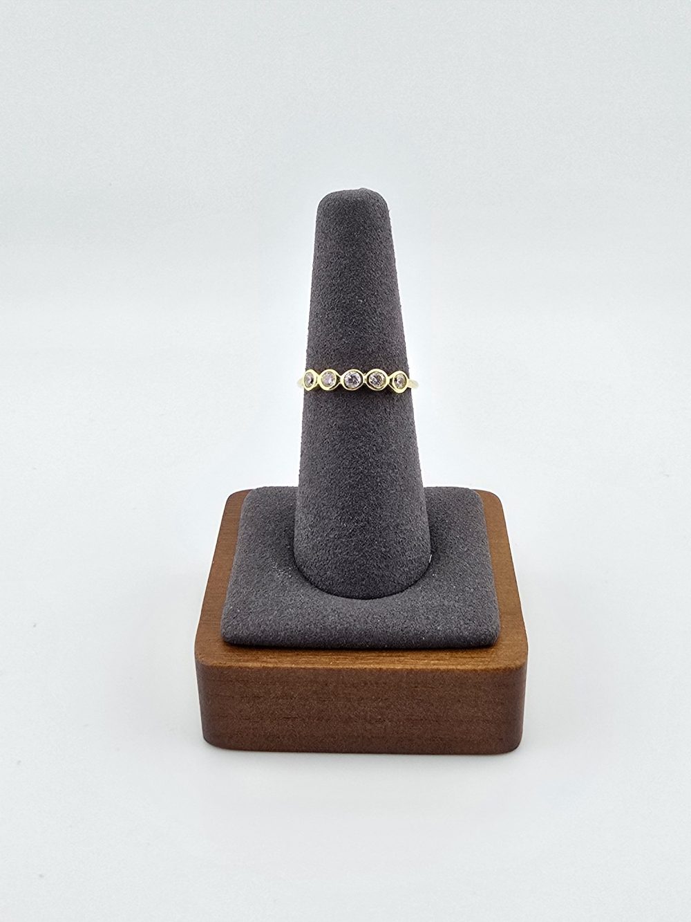 Gold Five-Diamond ring