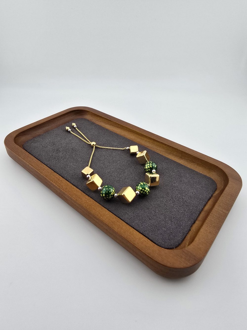 Green and Gold Adjustable Bead Bracelet - Image 13