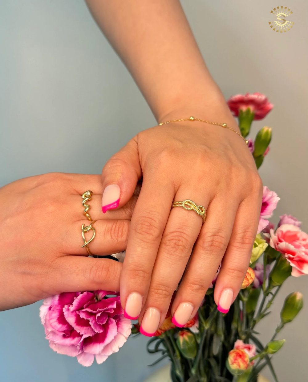 Elegant Twisted Rope Gold Ring - Image 3