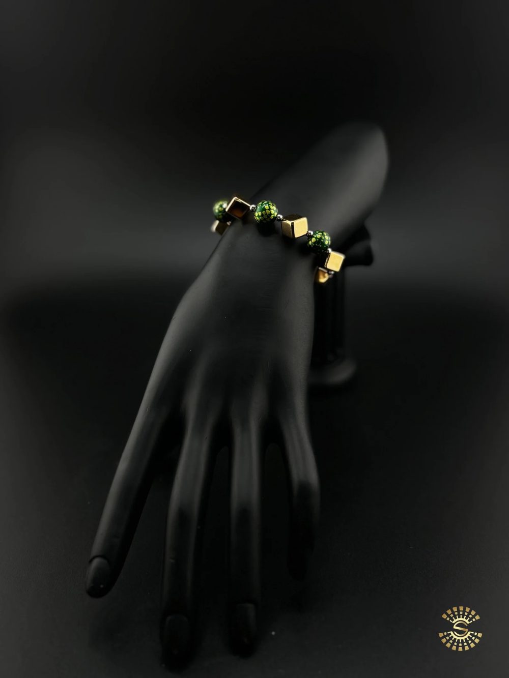 Green and Gold Adjustable Bead Bracelet - Image 4