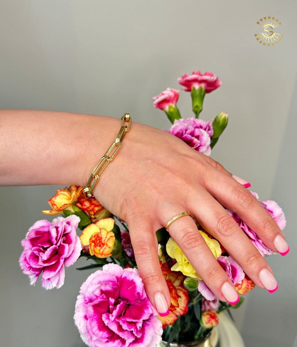 Gold Rectangular Link Bracelet - Image 3